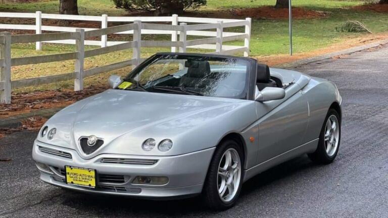 Is this $12,500 1998 Alfa Romeo Spider a real looker?