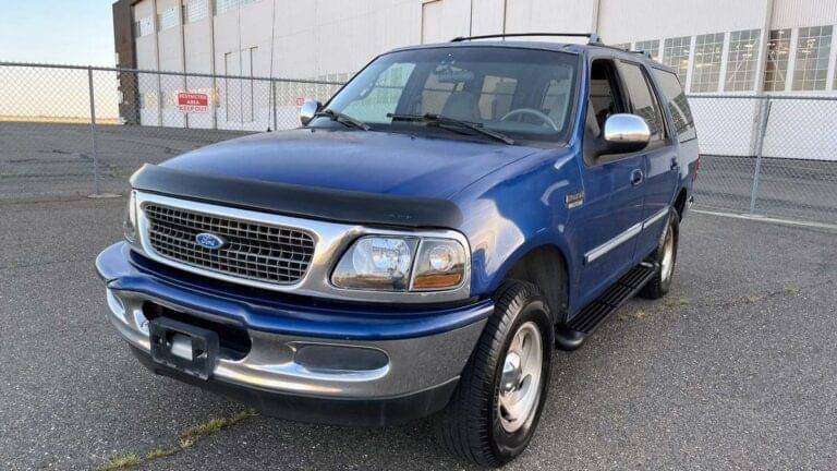 Is this $4,800 1997 Ford Expedition worth the trip?
