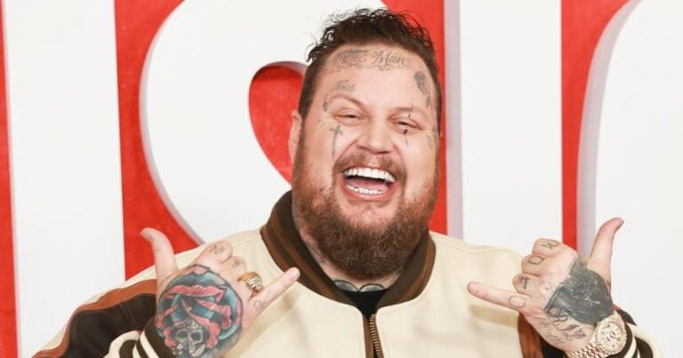 Jelly Roll celebrates 70-pound weight loss: “I feel really good.”